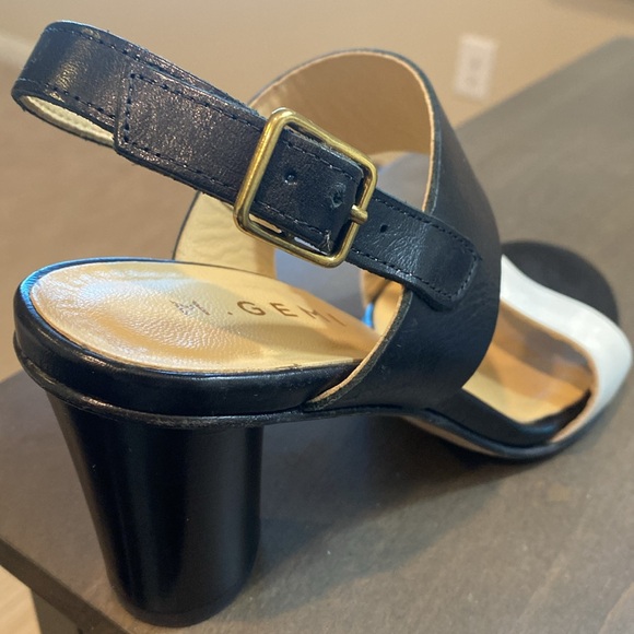 M. Gemi Italian made black and white strap sandal. Thick heel. Size 36 or US 6 - Picture 10 of 10